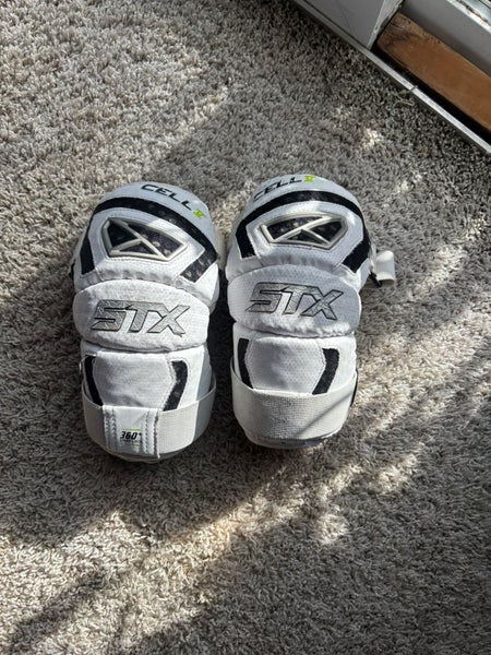 Medium Adult STX Cell V Arm Pads (Used)