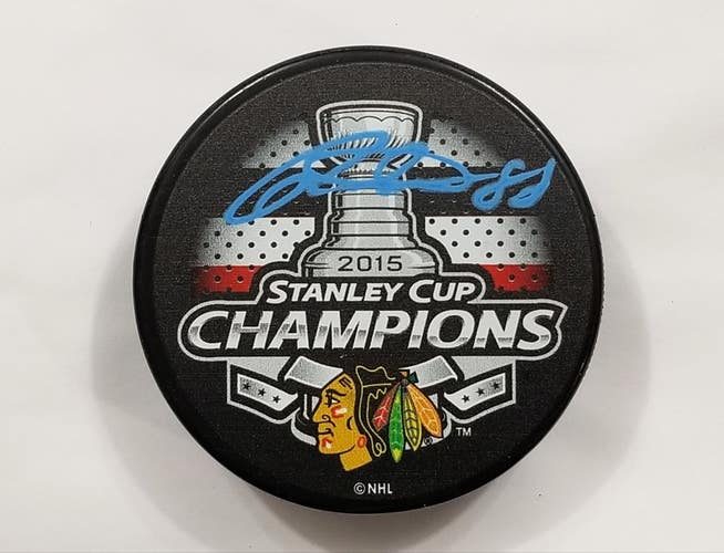 PATRICK KANE Autographed Chicago Blackhawks 2015 Stanley Cup Champs Hockey Puck