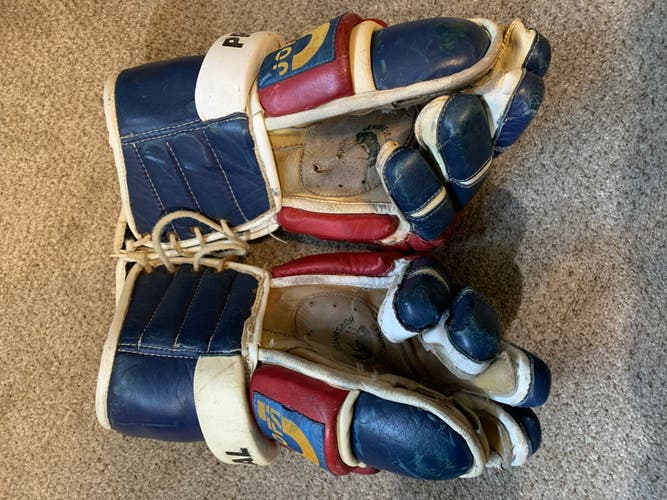 Jofa 686 Professional NYR Vintage Hockey Gloves