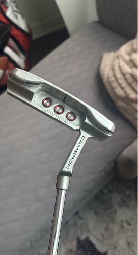 Scotty Cameron Select Newport 30