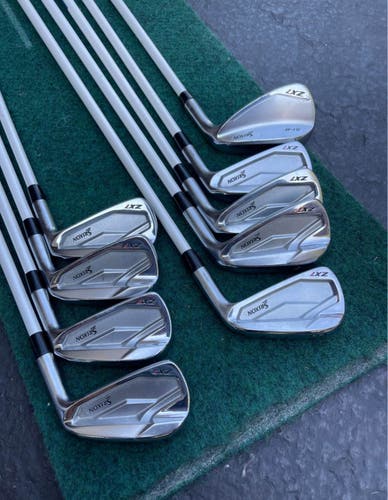 Golf clubs Srixon ZX7