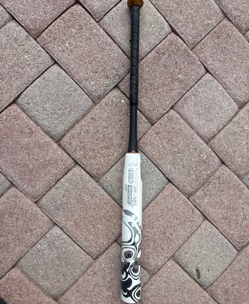 2023 DeMarini Whisper Composite Bat (-10) 23 oz 33" (Used)