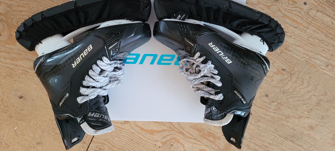 Bauer Supreme Shadow Skates extra Wide Width (Used)