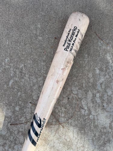Marucci Team Bat (-3.5) 21 oz 34" (Used)
