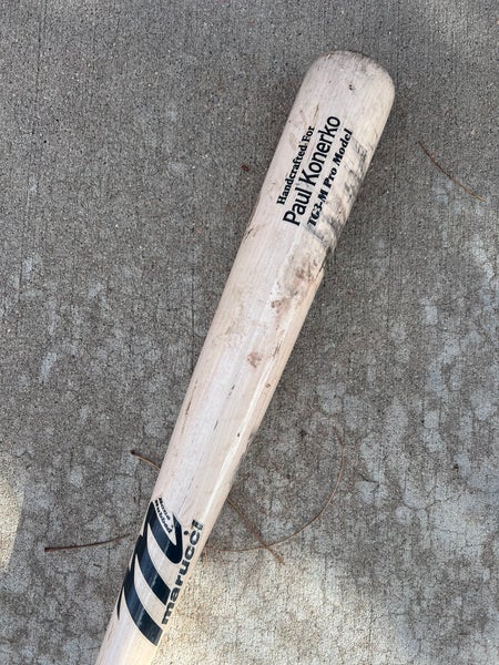 Marucci Team Bat (-3.5) 21 oz 34" (Used)
