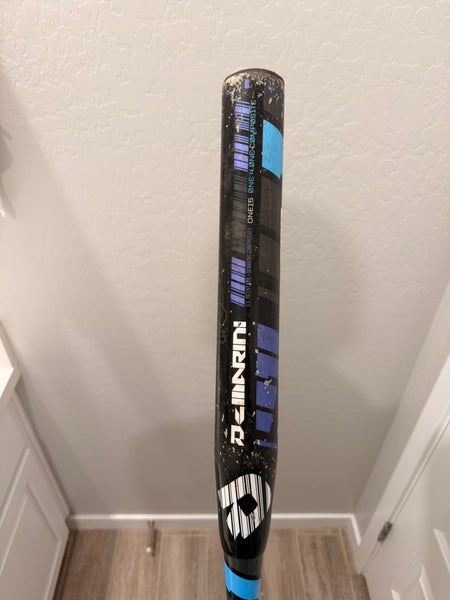 DeMarini Bat 28 oz 34" (Used)