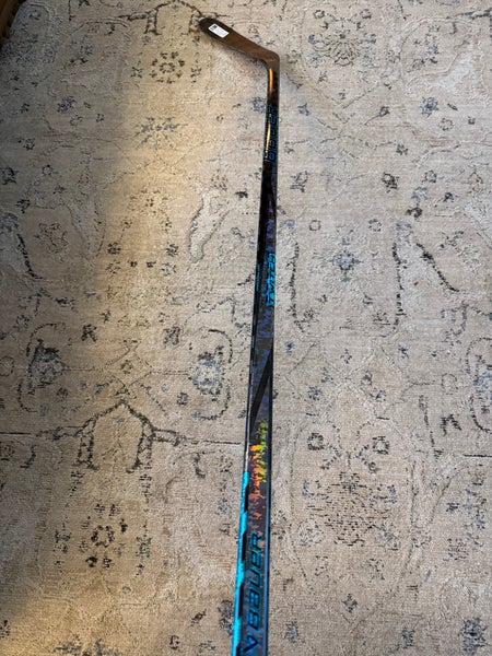 Senior Bauer Twitch Left Hand Hockey Stick P92 87 Flex (New)