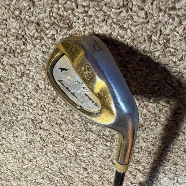 Womens Asiri Right Handed Pitching Wedge Golf Club