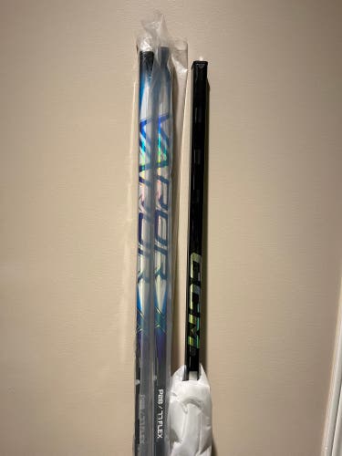 2 Bauer Vapor FlyLite LH/P28/77 and 1 CCM JetSpeed FT7 Pro LH/P28/75