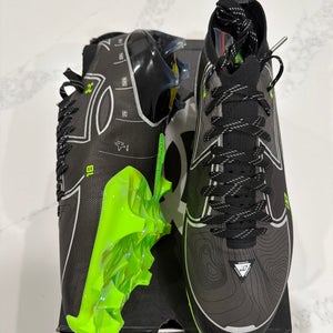 Men's Size M 12.0 (W 13.0) Under Armour Blur Low Top Molded Cleats (New)