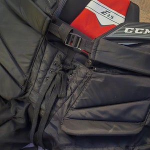 Intermediate Large 2024 CCM E2.9 Hockey Goalie Pants (New)