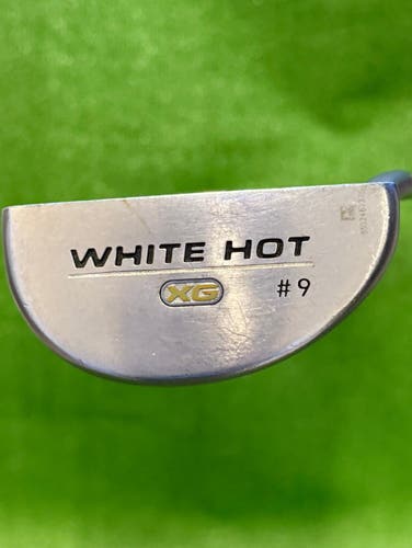 Odyssey White Hot XG #9 Right Handed Putter 34" (Used)