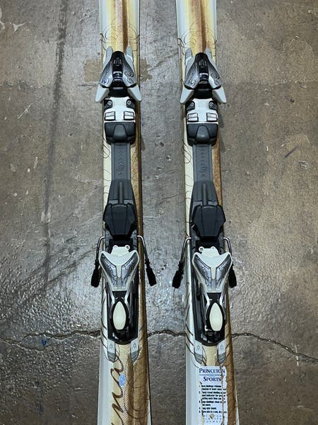Volkl Attiva Luna 156 cm Skis | SidelineSwap | Buy and Sell on