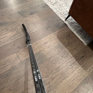 Junior Bauer Proto2 Right Handed Hockey Stick P28 50 Flex Pro Stock (New)