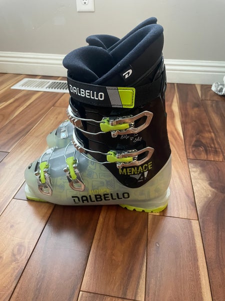 Mondo 25 & 25.5 Dalbello Menace 4 Ski Boots (Used)
