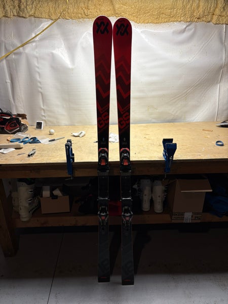 Unisex 2024 Volkl Racetiger GS 165 cm Racing Skis With Bindings Max Din 10 (Used)