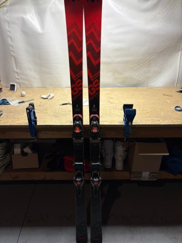 Unisex 2025 Volkl Racetiger GS 165 cm Racing Skis With Bindings Max Din 10 (Used)