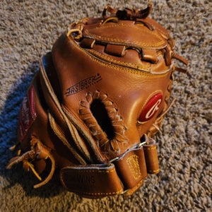 Rawlings RH Catcher's RCM0T Mike Piazza Signature Series Baseball Glove 33" (Used)