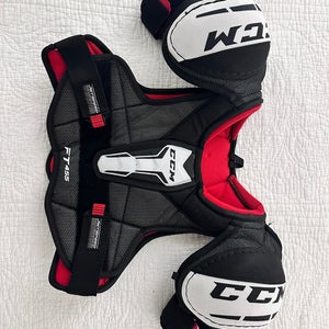 Medium Junior CCM JetSpeed FT455 Shoulder Pads (Used)