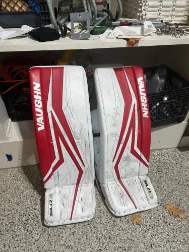 Vaughn SLR3 Goalie Pads Senior 32+2