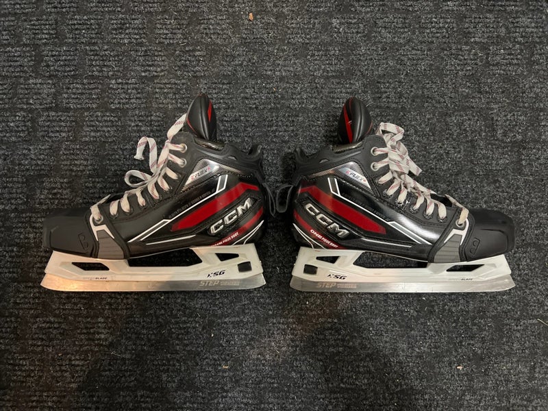 CCM Extreme Flex 6 Goalie Skates - Size 8.5 Regular - With Box