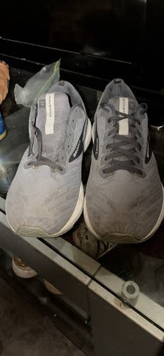 (Used) Brooks Ravenna 11 Grey Blue  1203181B413 Women’s Size 9