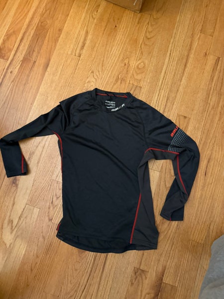 Bauer XL long sleeve undergarment shirt (Used)