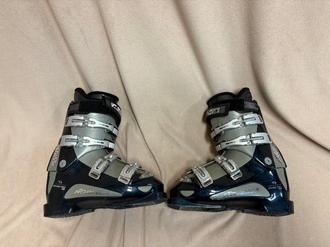 Mondo 26 & 26.5 Men's Nordica All Mountain Grand Prix Ski Boots (Used)