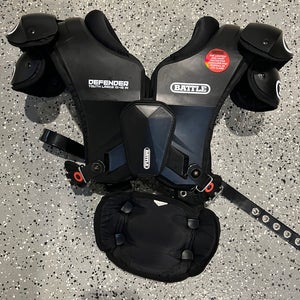 Battle Defender Black Shoulder Pads Youth Large 15-16” With backplate