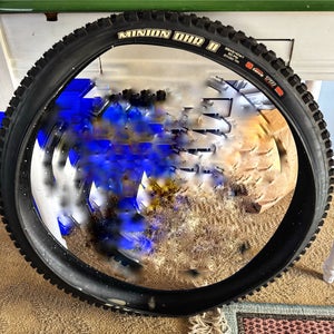 New Maxis Minion DHR II 29” mountain bike Tire.