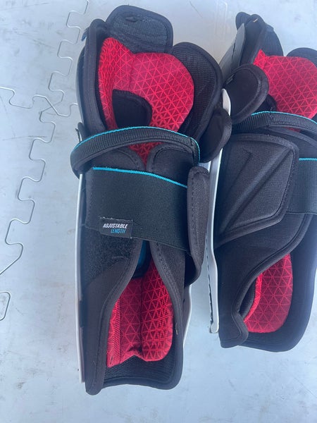 Senior CCM Shin Pads (Used)