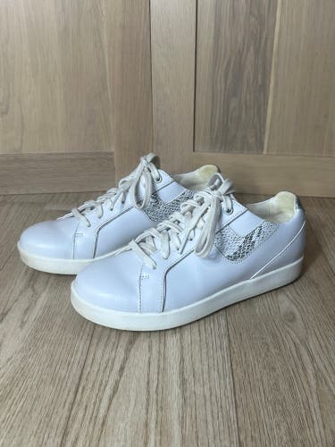 FootJoy Women's FJ Links White / Snake Golf Shoes Spikeless 7 M Retail $130