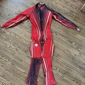 Ski Race Suit with Padding for Slalom, Unisex XS Descente (Used)