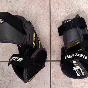 Senior Medium Bauer Supreme Elbow Pads (Used)