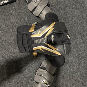 Large 2023 Brian's Bstar Goalie Chest Protector (Used)
