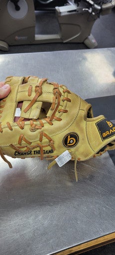 Used Bradley NEXT PLAY 12 IN BB/SB First Base LH Throw Brown 12" 11497-S000154028