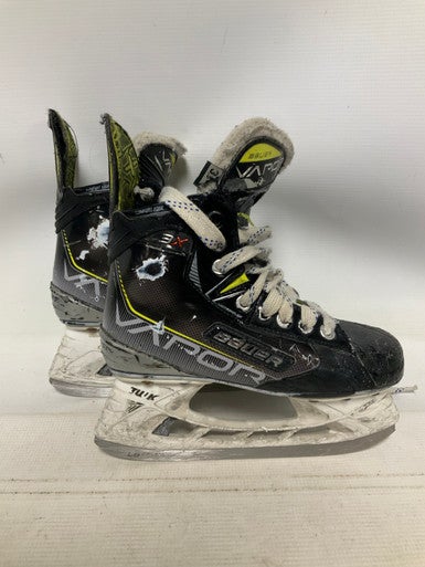 Used Bauer 3X Intermediate Hockey Skate Intermediate 3.5 11823-S000036096
