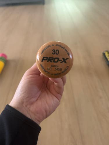 2025 Marucci LINDY12 Maple Bat other 30" (New)