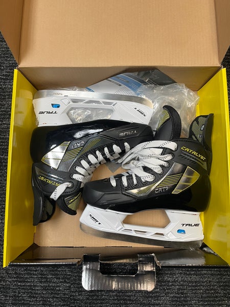 True Catalyst 7 Hockey Skates Size 7 (New)
