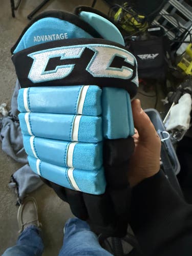 CCM Tacks 4 Roll Pro Gloves 14" (New)