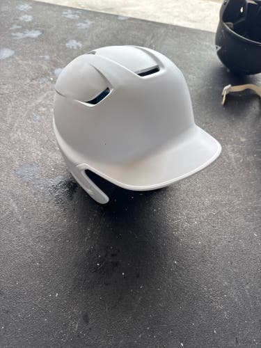 Large Easton Z5 2.0 Batting Helmet (New)