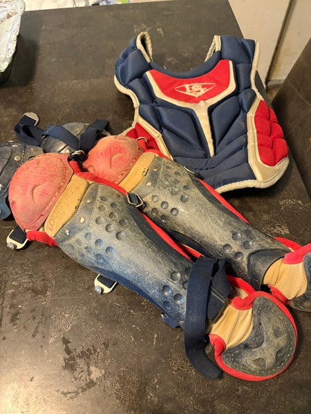 Louisville Slugger Catcher's Set (Used)
