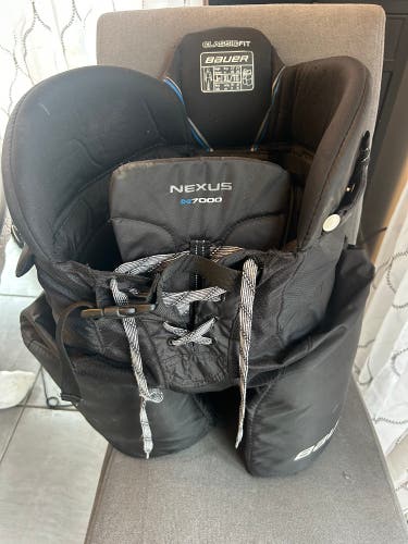 Junior XL Bauer Hockey Goalie Pants (Used)