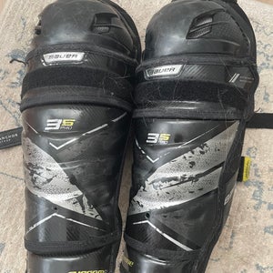 Junior Bauer Supreme 3S Pro 12" Shin Pads (Used)