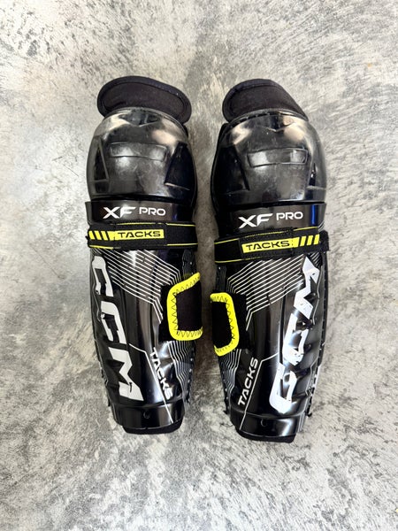 Junior CCM Tacks XF Pro 10" Shin Pads (Used)