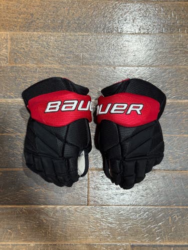 Northeastern Huskies Bauer Vapor 1X Lite Pro Gloves 14" Pro Stock (Used)