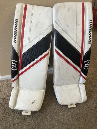 32" 2023 Warrior Ritual G6 E+ Goalie Leg Pads (Used)