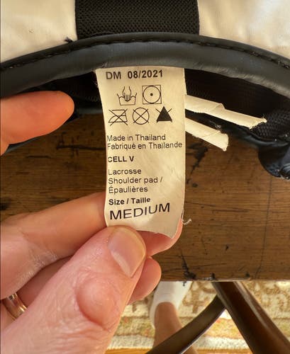 Medium Adult STX Cell V Shoulder Pads (Used)