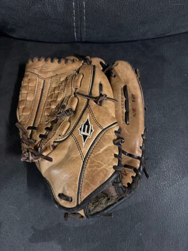 Brown Easton Natural Elite RH Baseball Glove 12" (Used)