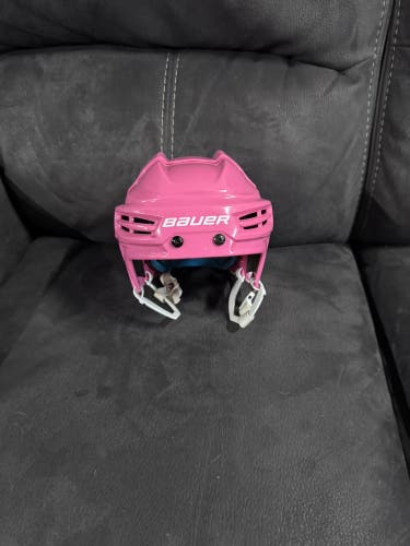Bauer prodigy Helmet